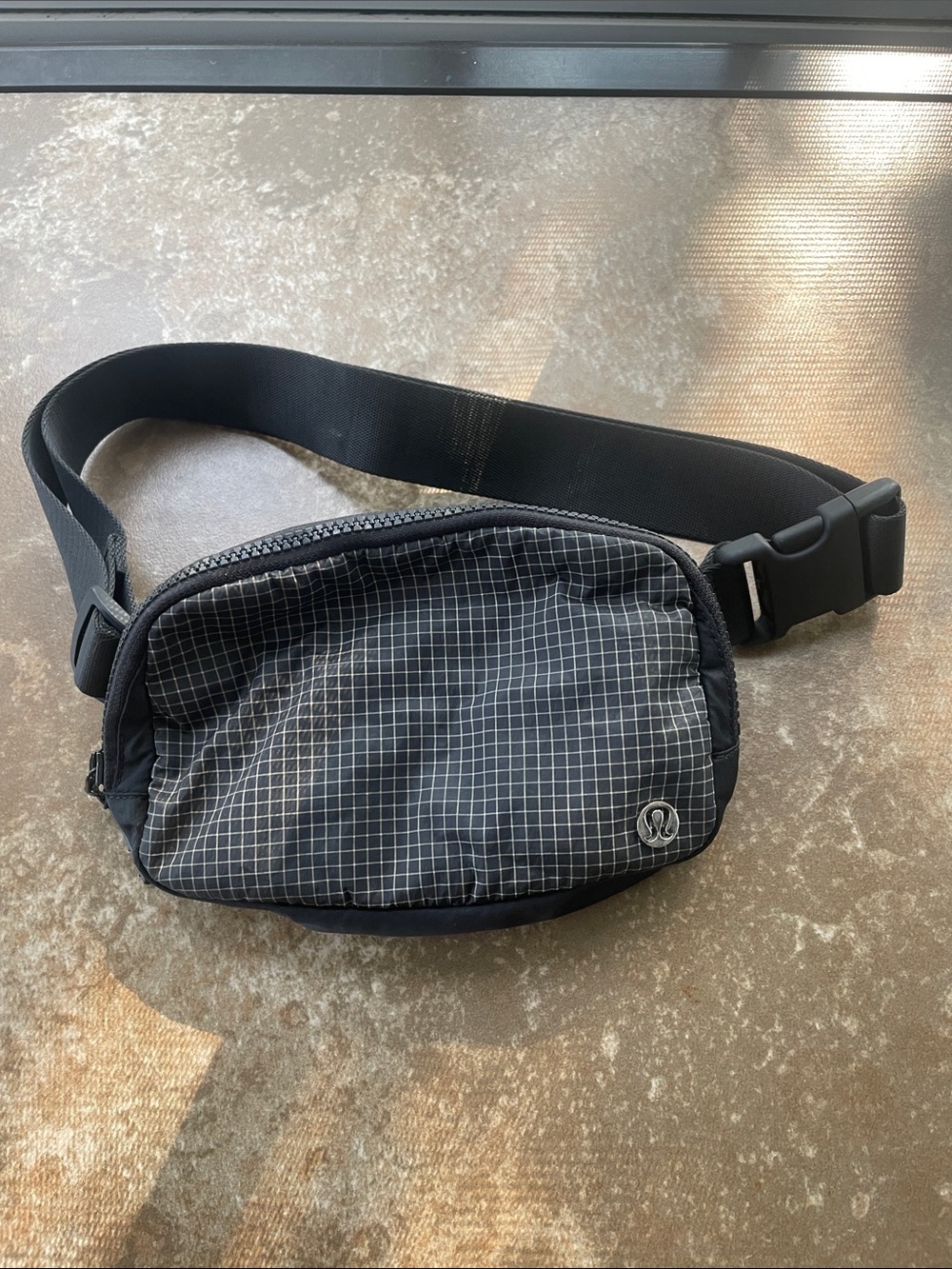 lululemon athletica Black Grid Belt Bag